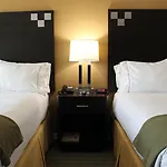 Holiday Inn Express Van Nuys By Ihg